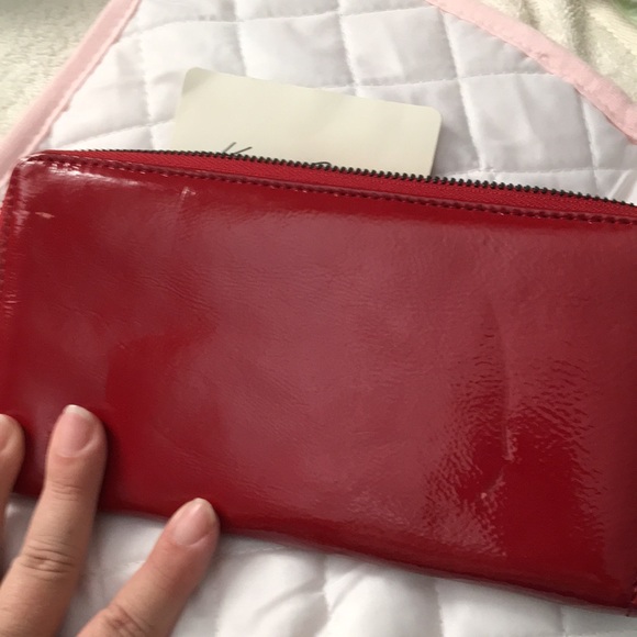 Kenneth Cole Red patent Leather Wallet Clutch 8” - Picture 9 of 9